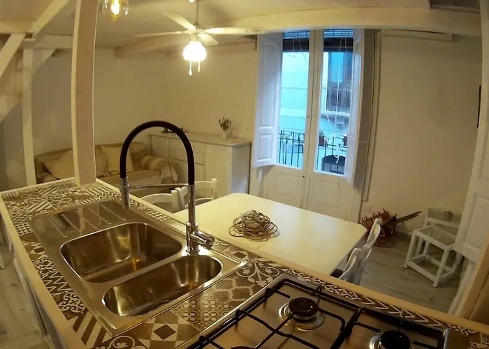 Casagigia * Katánie